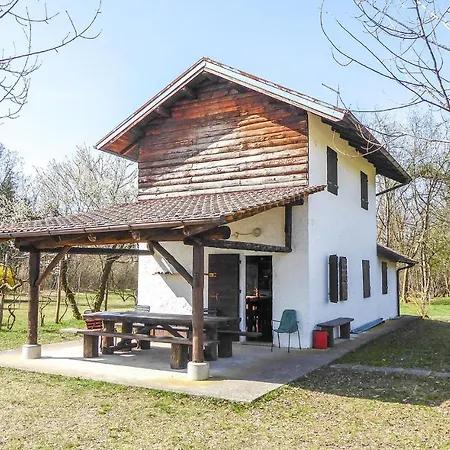 Beautiful Home In Borgo Valbelluna With 1 Bedrooms